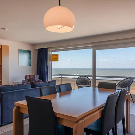 Quo Vadis 0501 - 2 Slaapkamers Tot 6p - Prachtig Zeezicht - Met Garage Koksijde